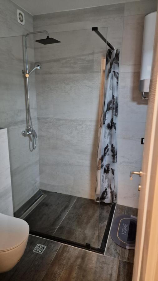 Wellness Apartment Black-White Siroki Brijeg Экстерьер фото